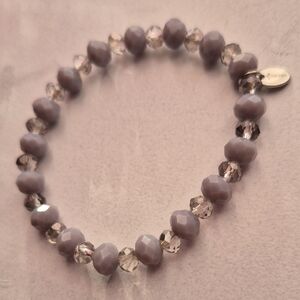 Tocara Beaded Bracelet in Clear And Gray Beads (J19)